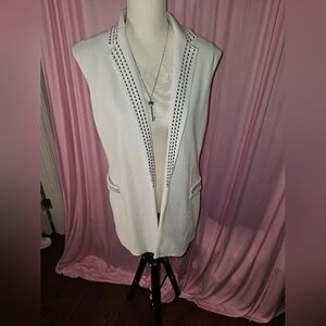Nygard White Sleeveless Blazer with Black Accents